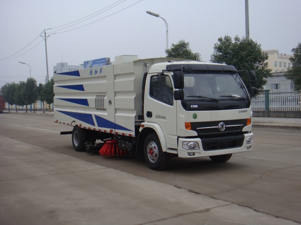 东风 多利卡8方洗扫车(国四) 东风 多利卡8方洗扫车(国四)