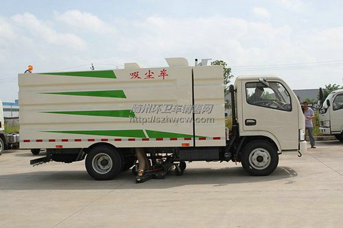 东风多利卡吸尘车 东风多利卡吸尘车