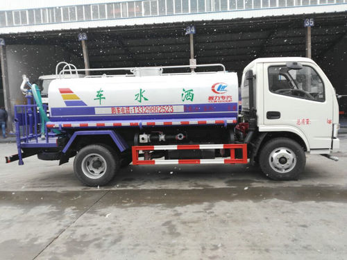 国5东风小多利卡5吨洒水车-3 国5东风小多利卡5吨洒水车-3