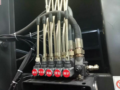 ����D9 8��ѹ��ʽ������-6